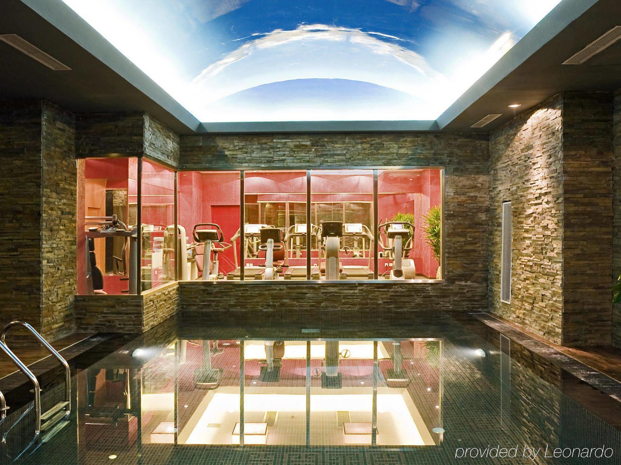 Novotel Beijing Sanyuan Exterior photo